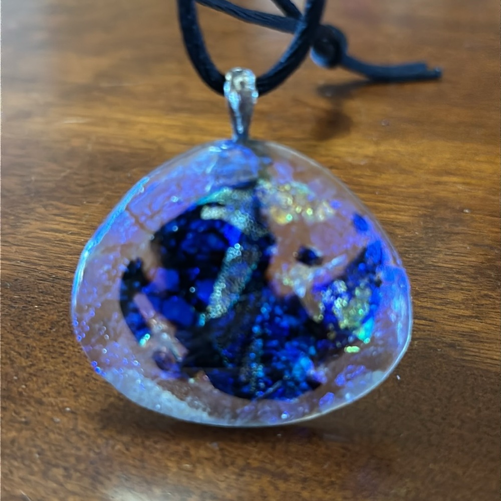 Beautiful Large Signed Glass Vintage Pendant On Cord Necklace - Picture 3 of 15